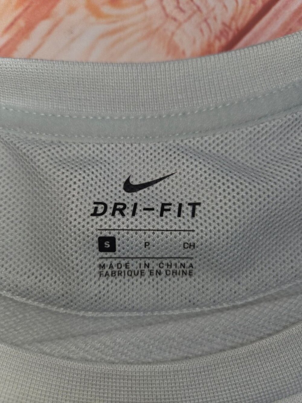 Nike Dri-Fit Raglan Colorblock Sweatshirt Small - Picture 5 of 7